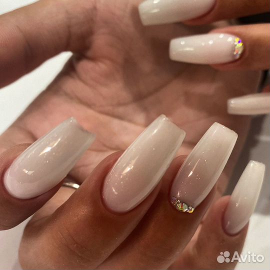 Наращивание ноготков, маникюр