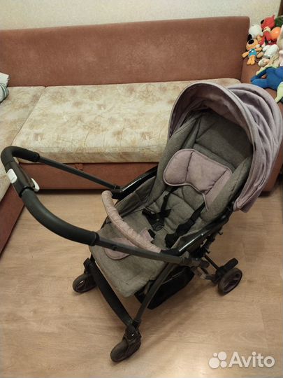 Продаю прогулочную коляску