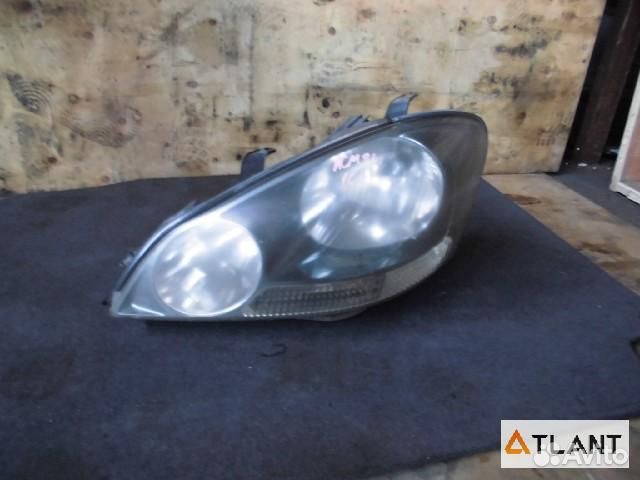 Фара левая toyota ipsum