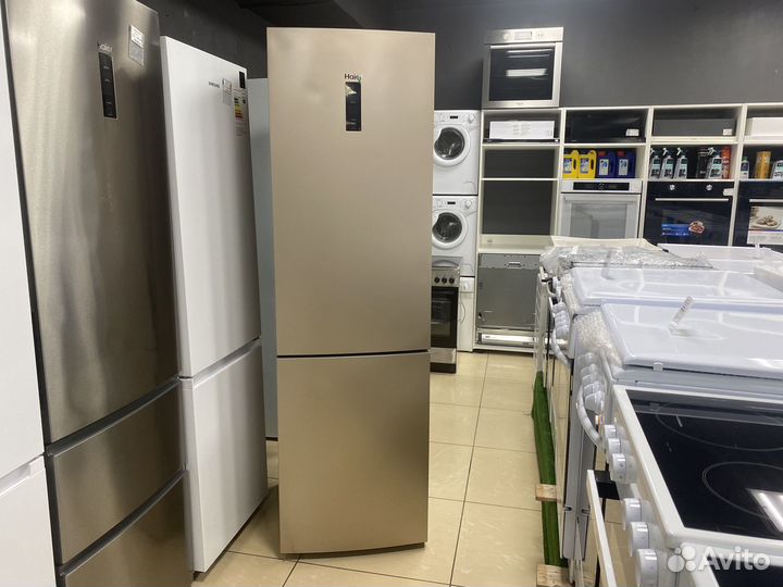 Холодильник Haier C2F637CGG, золотистый