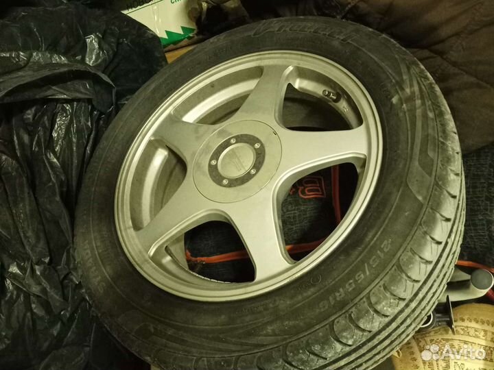 Viatti Strada Asimmetrico 215/55 R16 93V