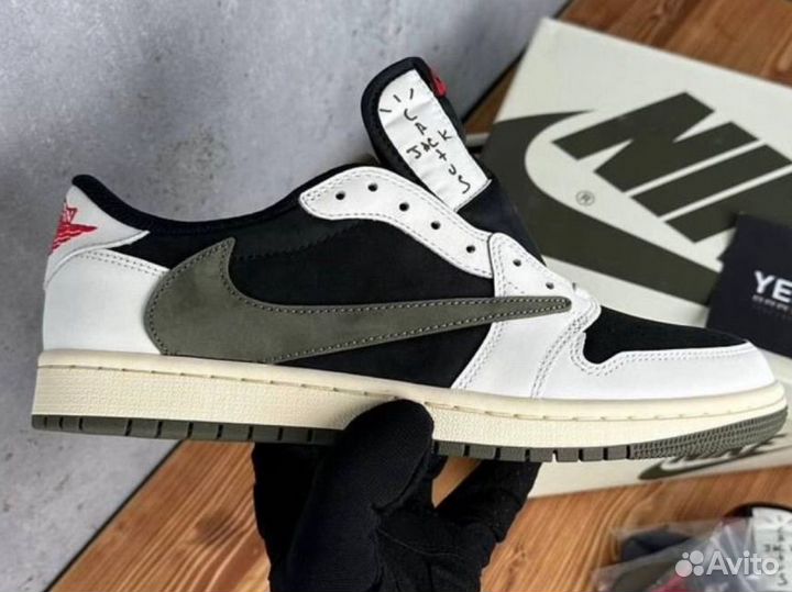 Кроссовки Nike Air Jordan 1 Low & Travis Scott