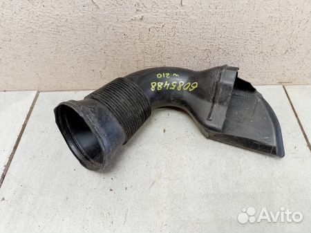 Патрубок воздушного фильтра