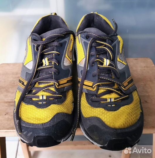 Бесплатно мужские кроссовки 44