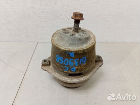 Опора двигателя Порше