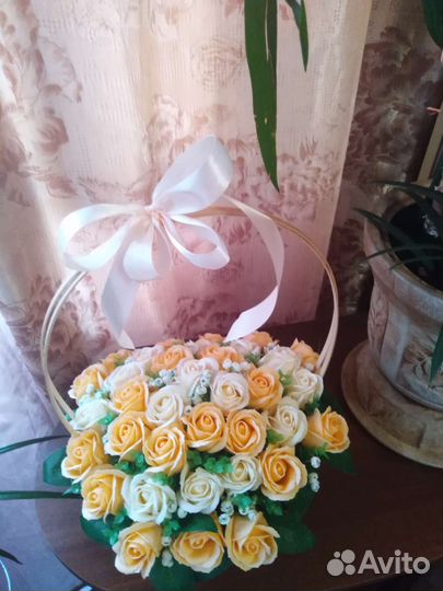 Букет из мыльных роз на 1 сентября