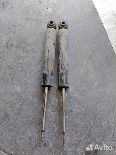 Задний амортизатор форд S Max