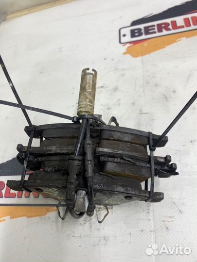 Колодки тормозные передние Bmw X1 E84 N46B20 2012