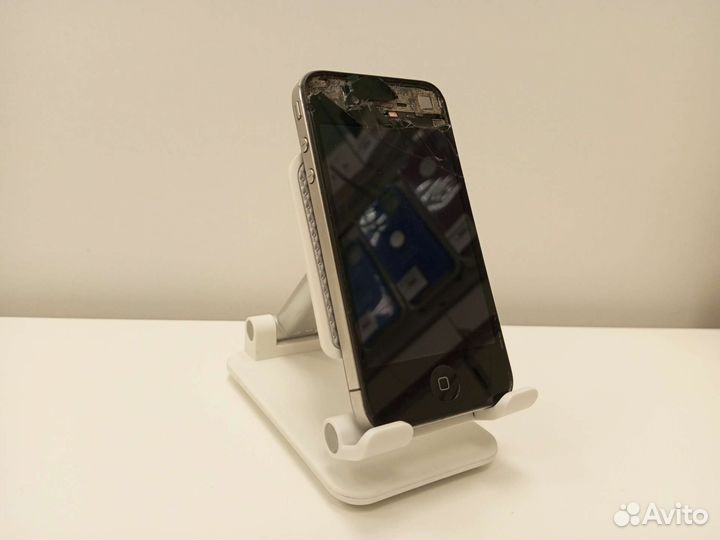 iPhone 4, 8 ГБ