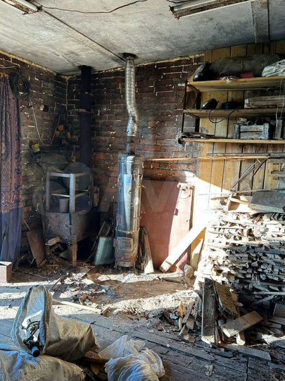 Гараж, > 30 м²