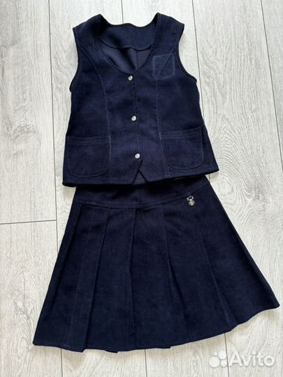 Школьная Форма юбка и жилетка 140