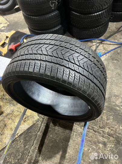 Pirelli Winter Sottozero 3 315/30 R21 105V