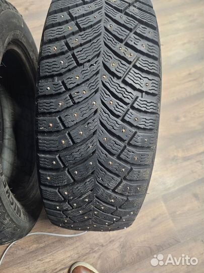 Michelin X-Ice North 4 205/55 R16 94T