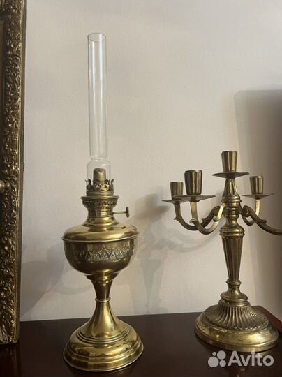 Антикварная французская керосиновая лампа