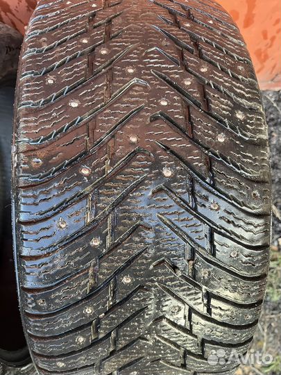 Nokian Tyres Hakkapeliitta 8 235/45 R18