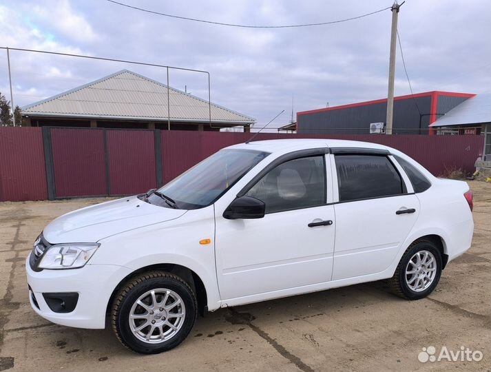 LADA Granta 1.6 AT, 2015, 140 000 км