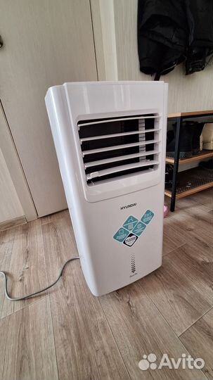 Кондиционер мобильный Hyundai H-PAC07-R12E белый