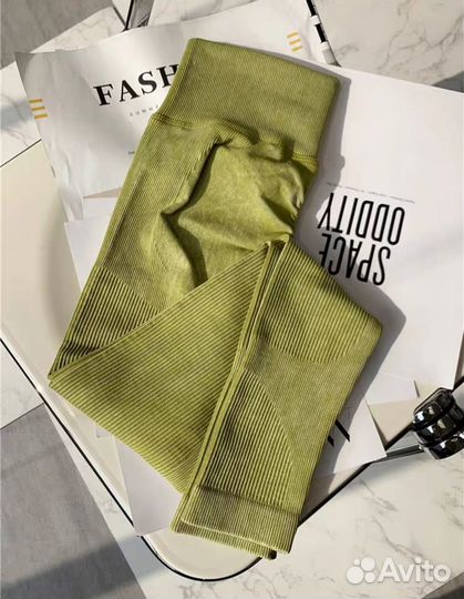 Спортивный костюм женский