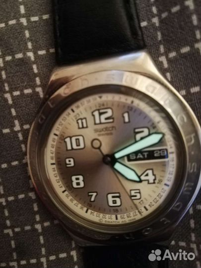 Часы swatch
