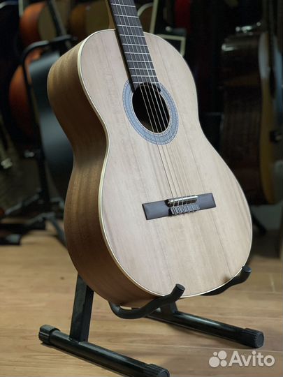 Классическая гитара