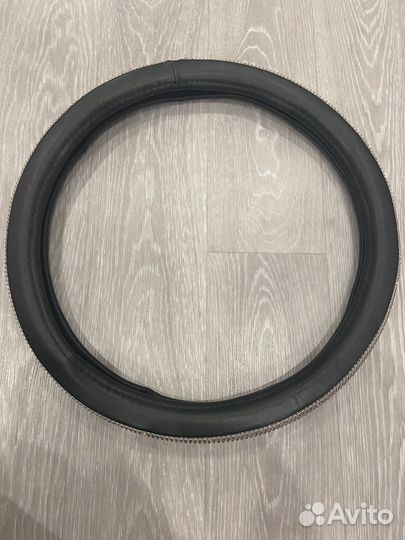 Оплетка на руль со стразами