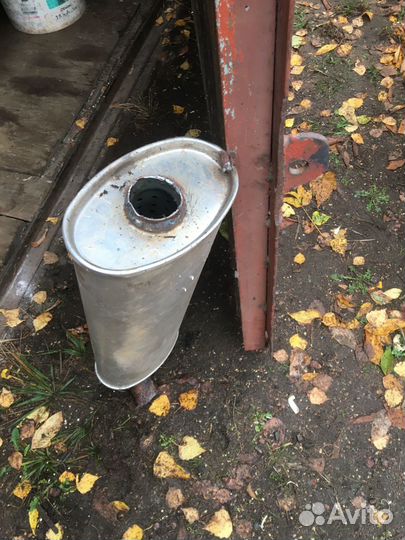 Продам банку глушителя