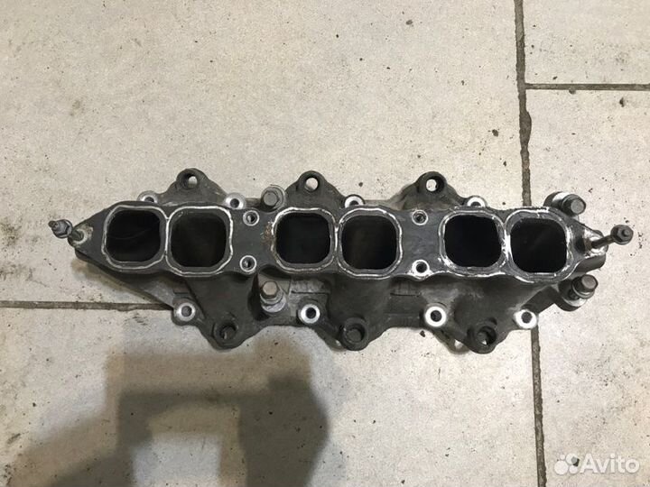 Впускной коллектор Nissan Teana J32 VQ25DE