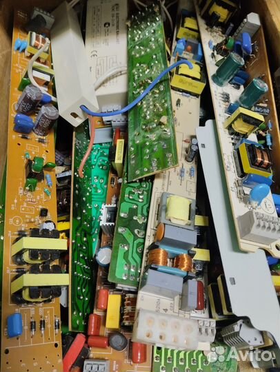 Платы и радиодетали