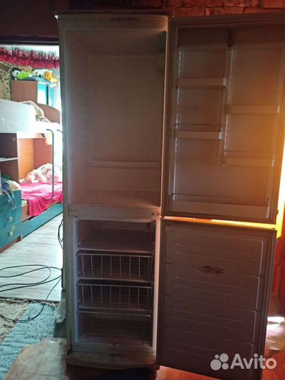 Холодильник бу