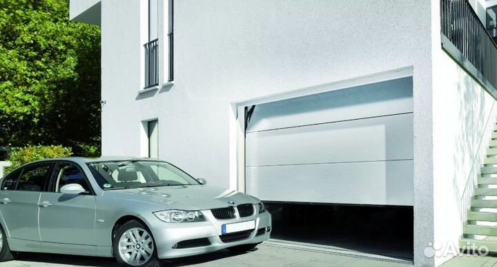 Секционные ворота