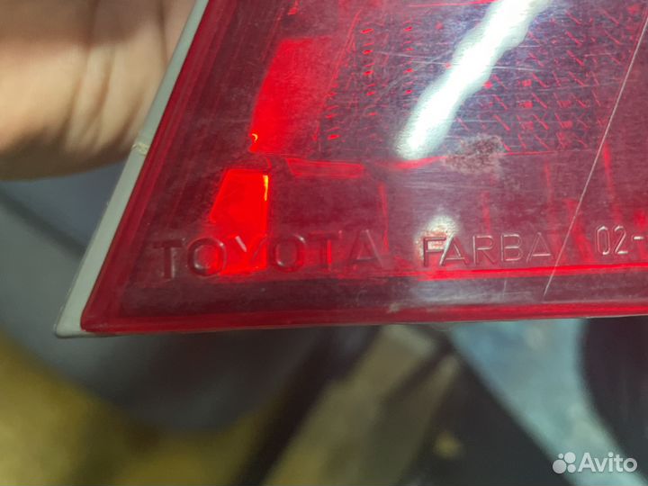 Стоп сигнал правый 00-02 год Toyota Corolla