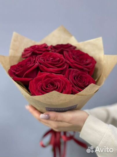 Букет из красных роз