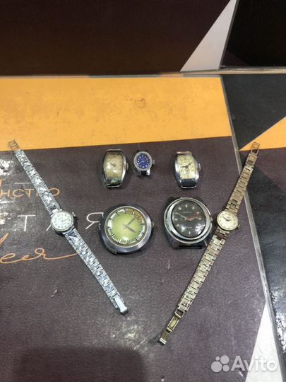 Часы наручные механические СССР