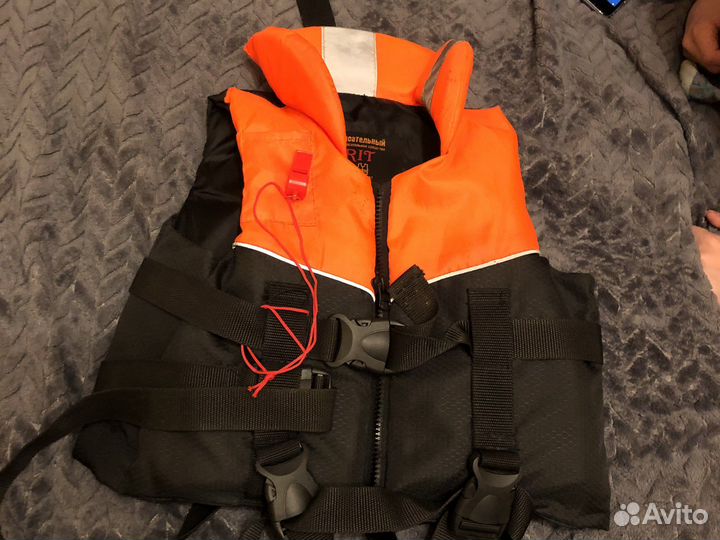 Спасательный жилет для детей 30 кг