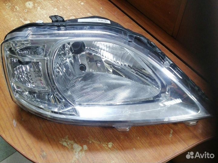 Фара LADA largus правая