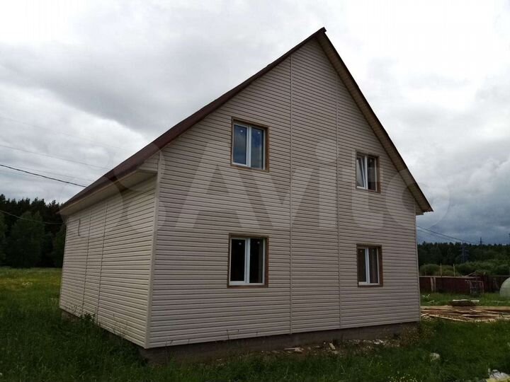 Дом 150 м² на участке 5 сот.