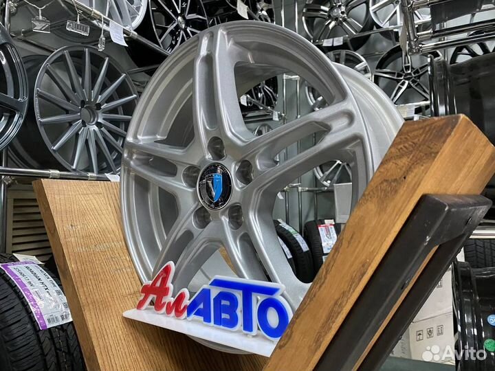 Литые диски R15 5*100 Volkswagen Polo, Skoda Rapid