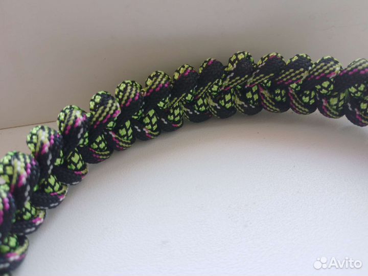 Ошейник из паракорда ручной работы