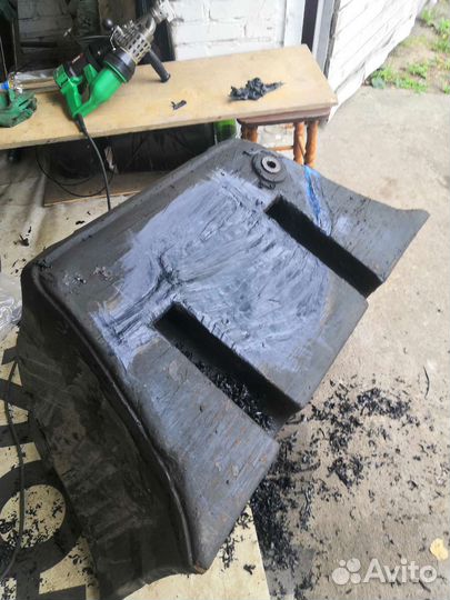 Ремонт бака JCB