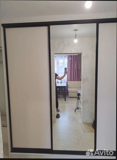 Шкаф в прихожую четырехдверный