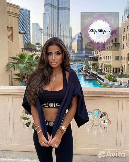 Женский спортивный костюм для фитнеса versace