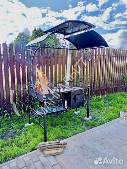 Мангал с крышей