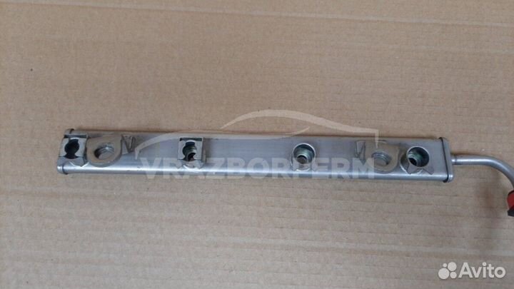 Рампа топливная Mitsubishi Lancer