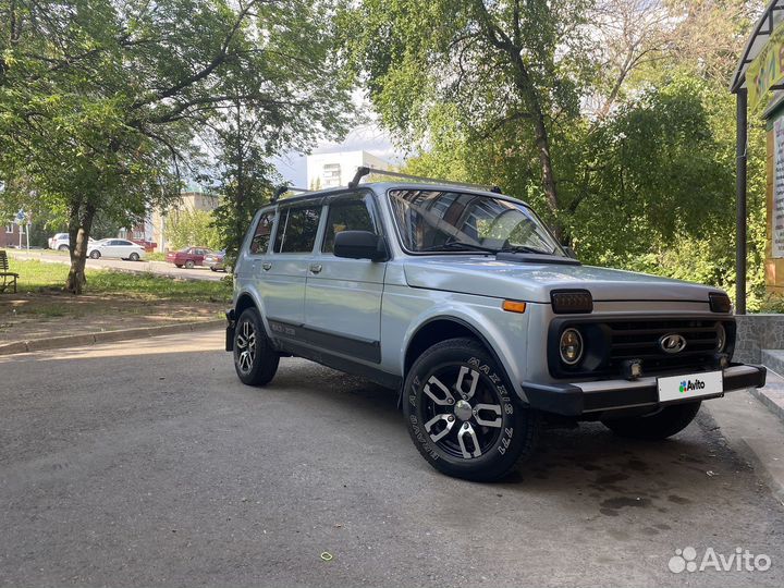 LADA 4x4 (Нива) 1.7 МТ, 2004, 140 000 км