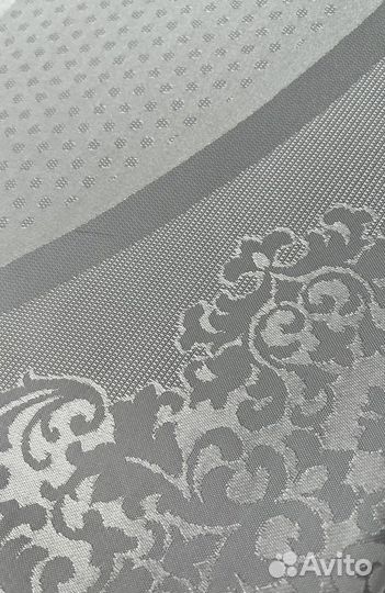 Скатерть круглая, белая в коробке диам.160см нов