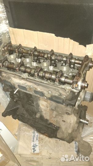 Двигатель Dodge caravan 2.4 edz