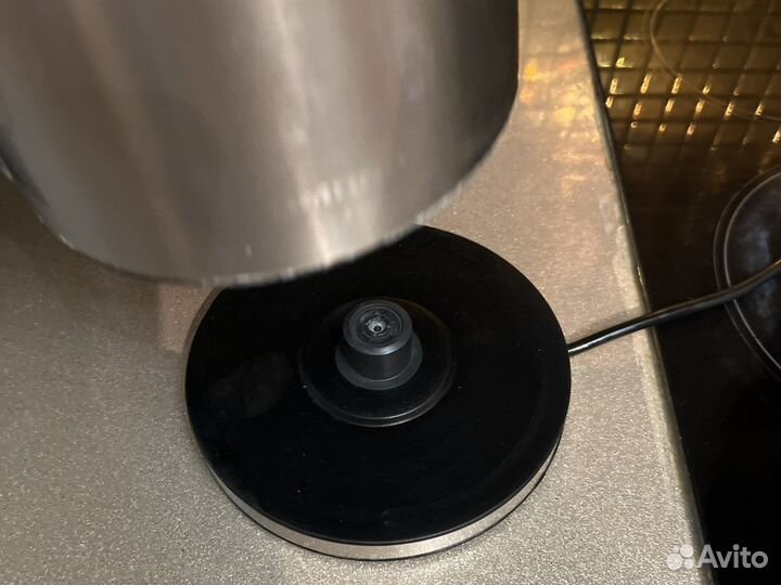 Чайник электрический Redmond