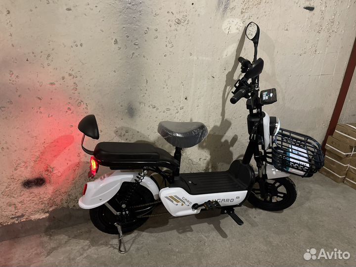 Электроскутер новый