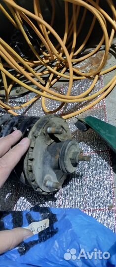 Стойка правая в сборе Ssangyong Kyron