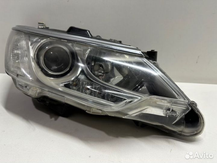 Фара адаптивная передняя правая Toyota Camry V55